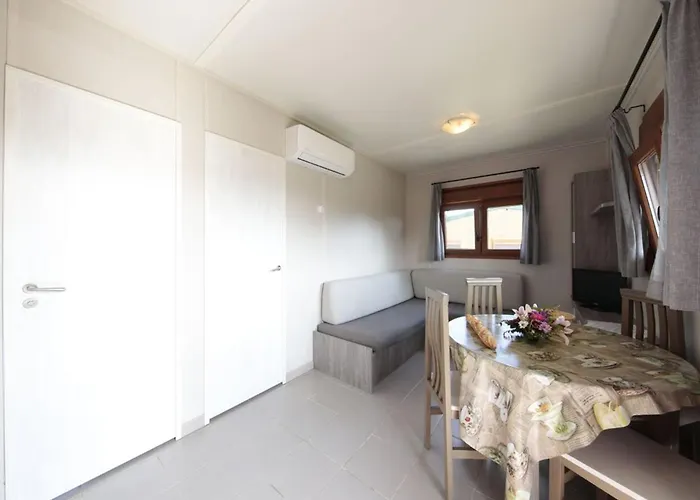 Pmr Avec Terrasse - 3 Pers. - Api-1-52-1795 Camping Zumaia